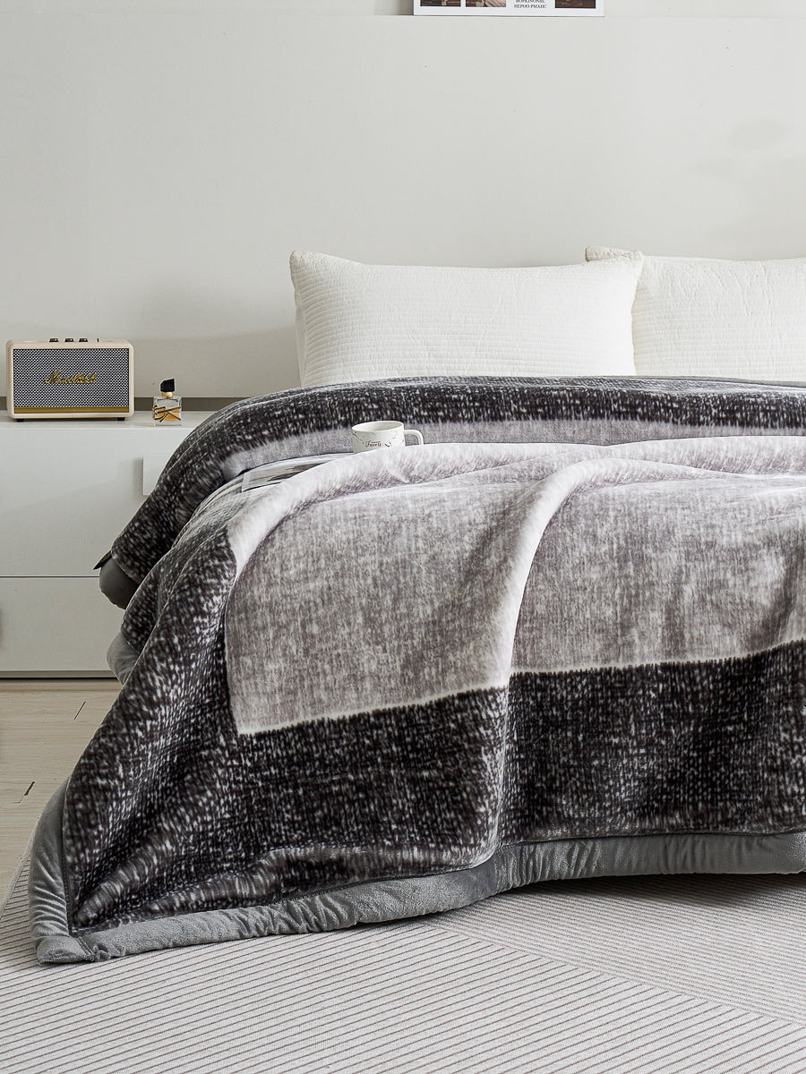 Simon Pattern Raschel Velvet Winter Blanket