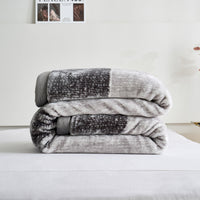 Simon Pattern Raschel Velvet Winter Blanket