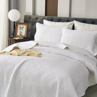 Snowflake White Premium Cotton Coverlet Set