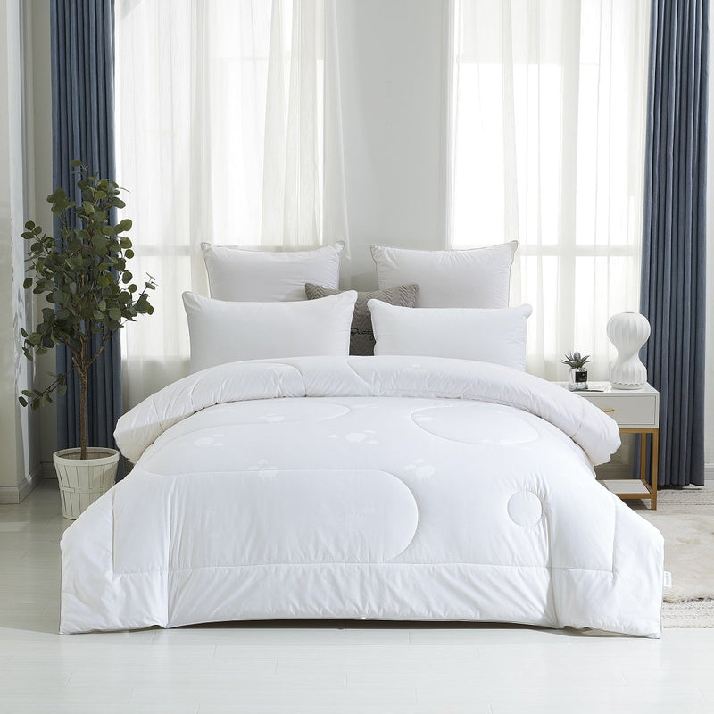 Solid White Extra Weight Australian Wool All Season Comforter