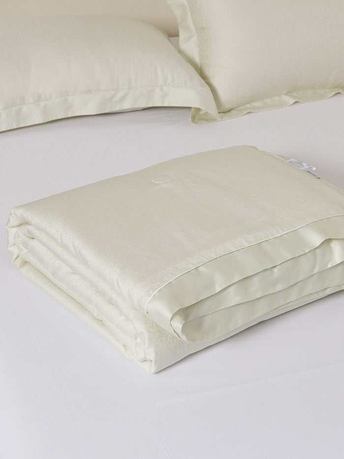 Spring Green TENCEL™ Jacquard Light Comforter