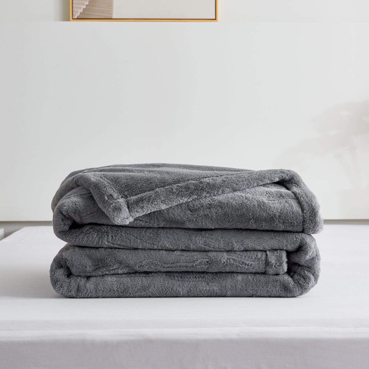 Stan Luxe Faux Fur Winter Blanket