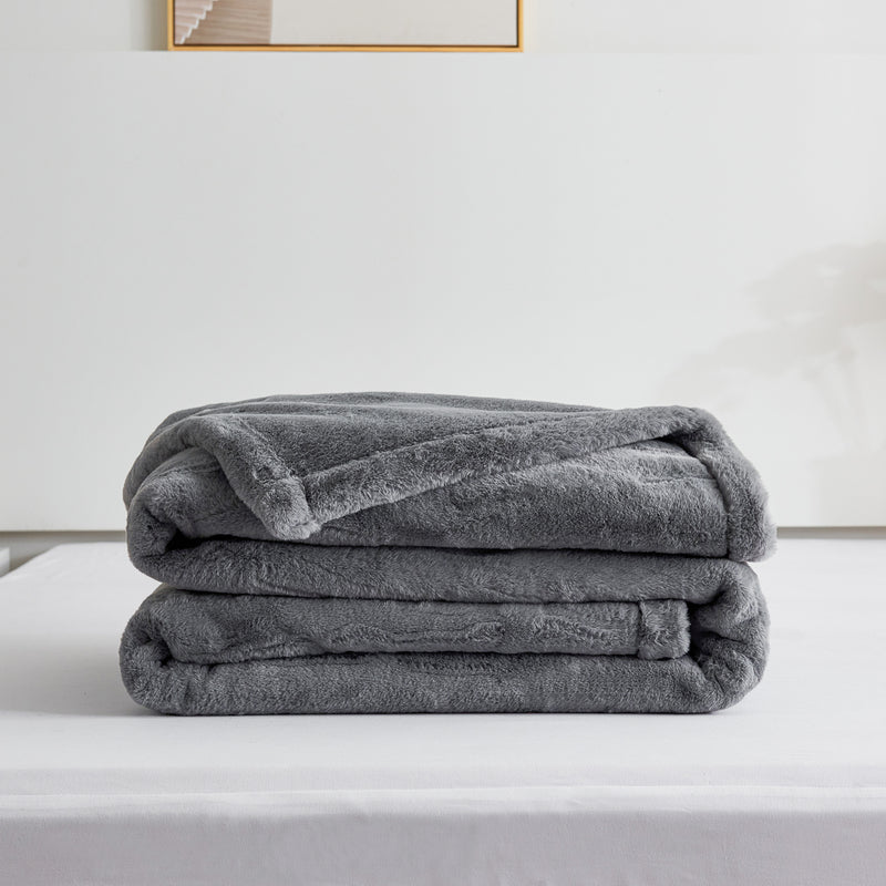 Stan Luxe Faux Fur Winter Blanket
