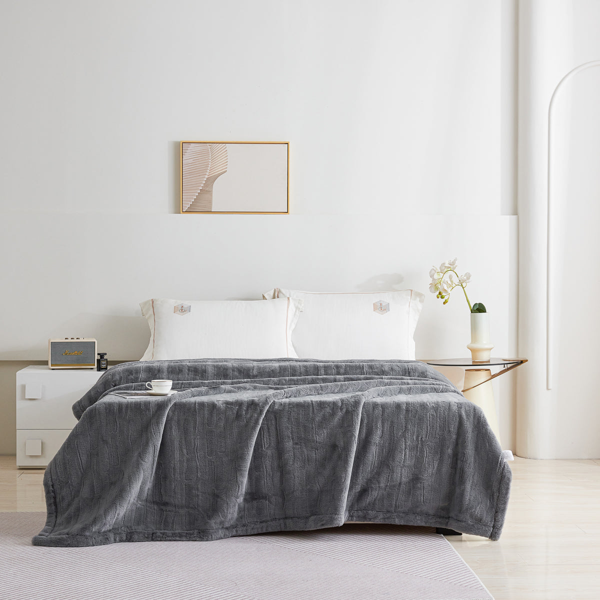 Stan Luxe Faux Fur Winter Blanket