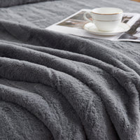 Stan Luxe Faux Fur Winter Blanket