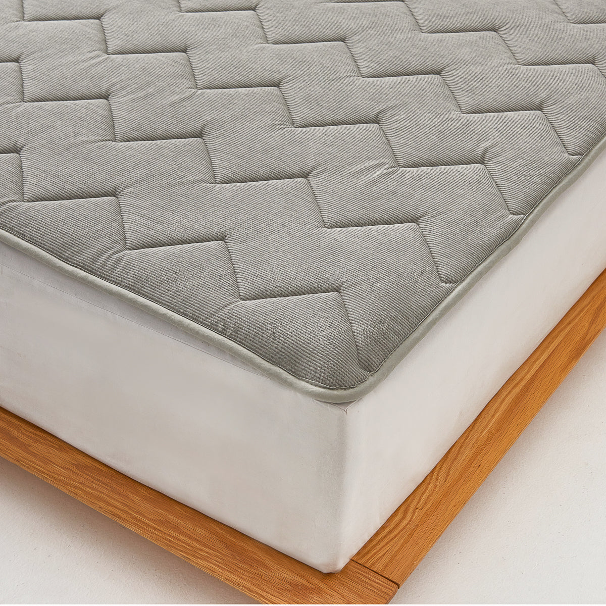 Sunya Corduroy Mattress Topper