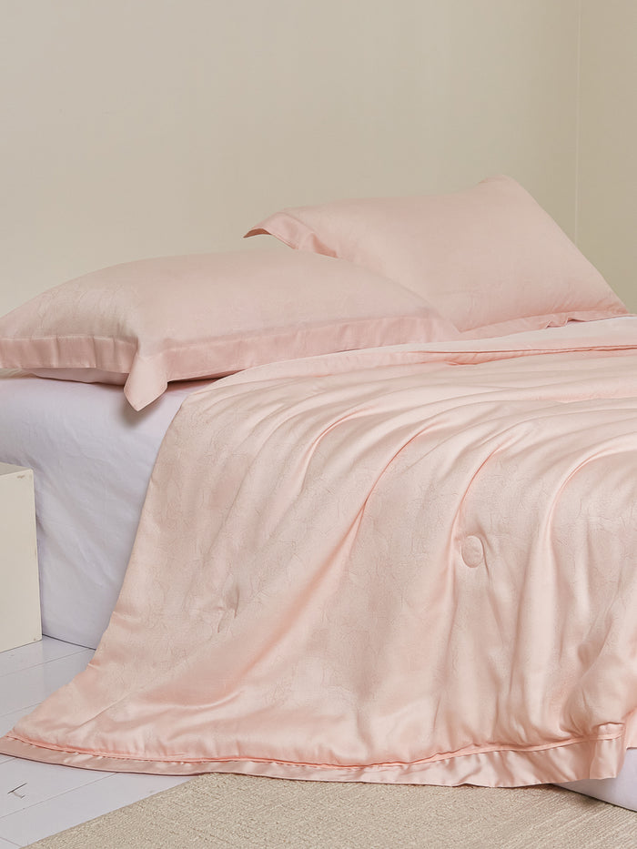 Twilight Pink TENCEL™ Jacquard Light Comforter