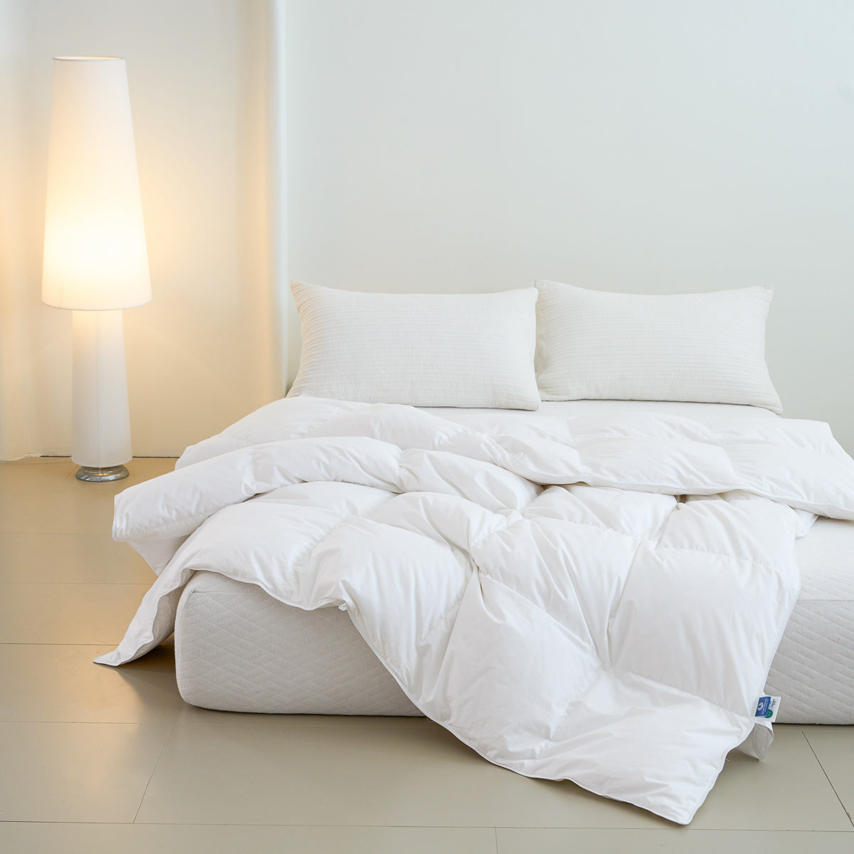 White Duck Down All Season Duvet Insert