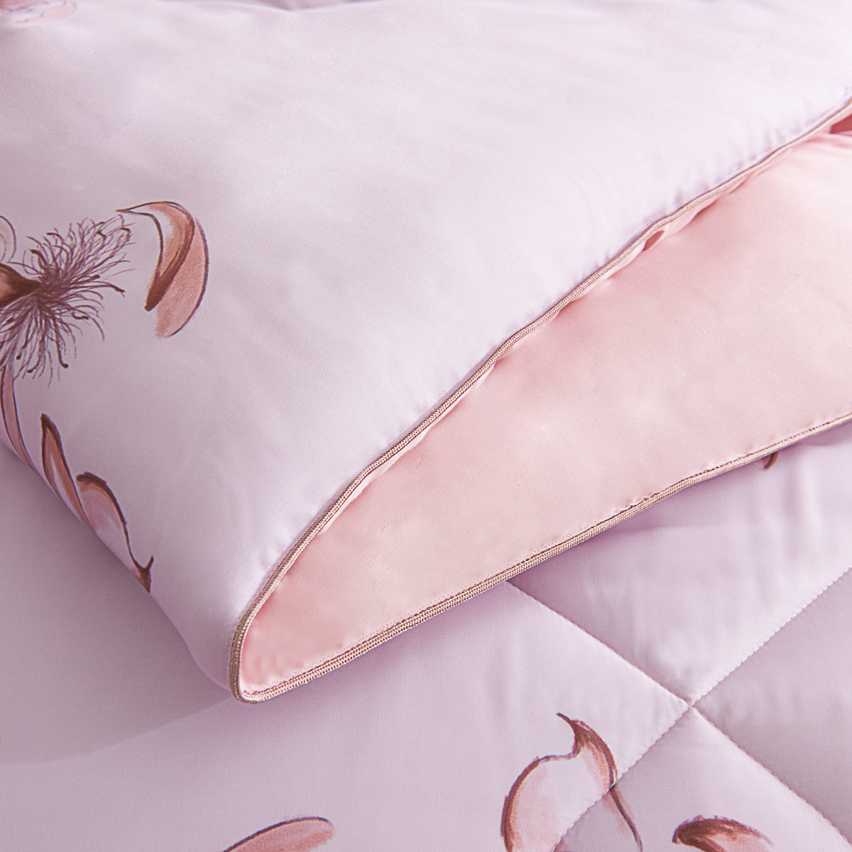 Rosy TENCEL™ All Season Comforter