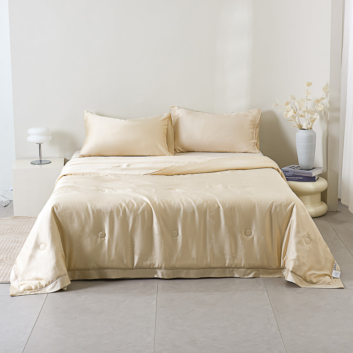 Phantom Gold Tencel™ Jacquard Light Comforter