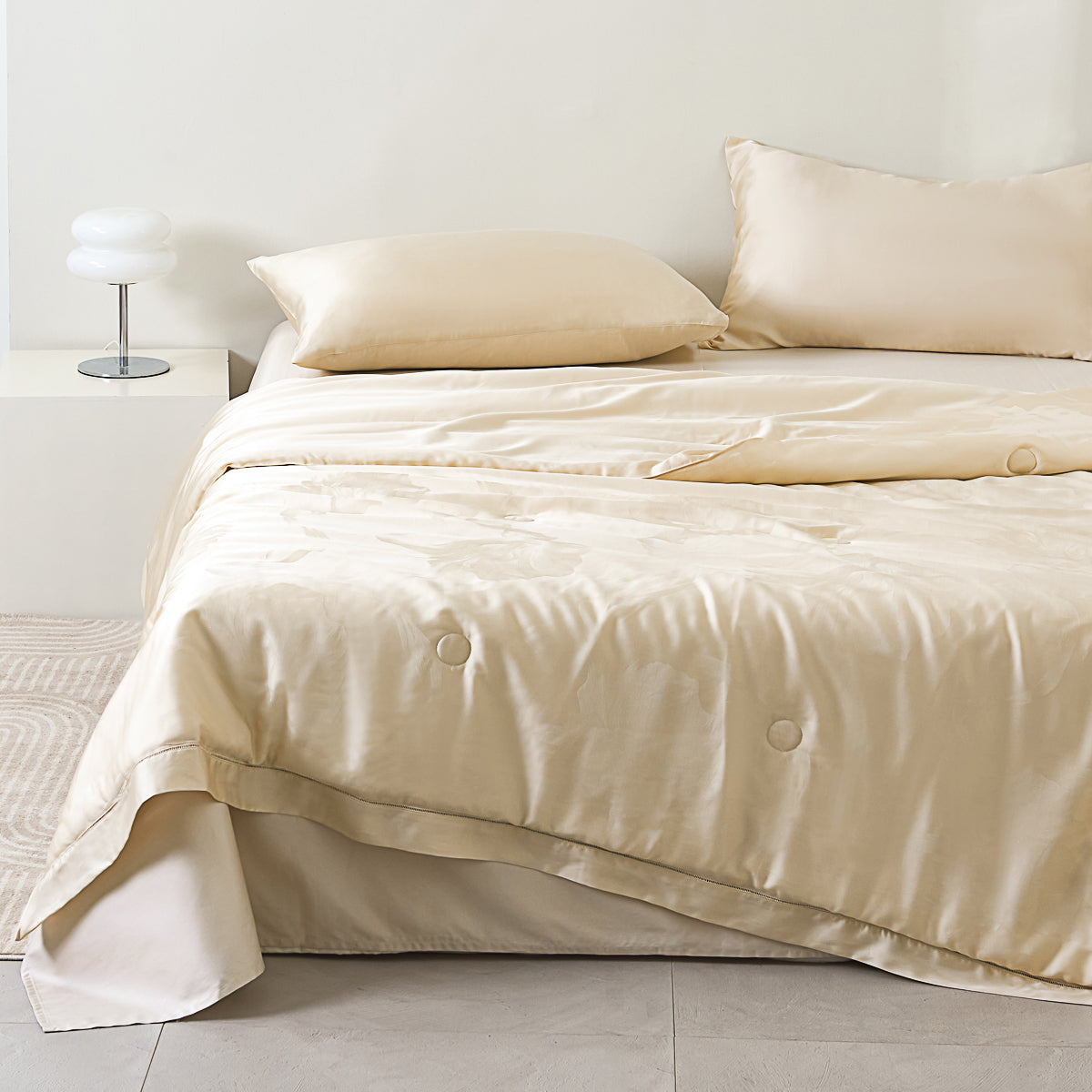 Phantom Gold Tencel™ Jacquard Light Comforter