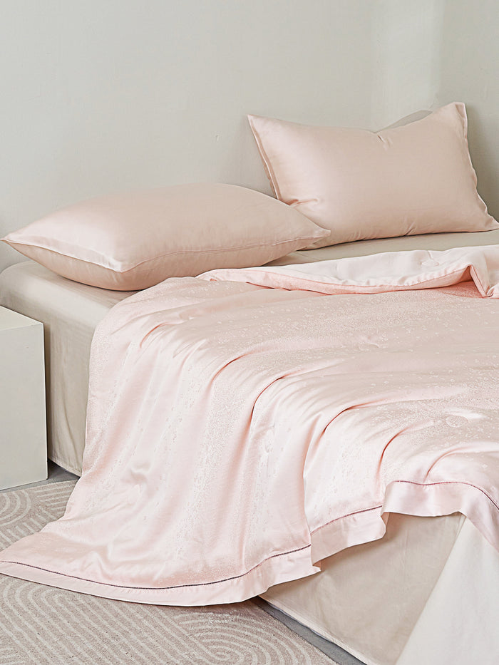 Dreamy Pink Tencel™ Jacquard Light Comforter
