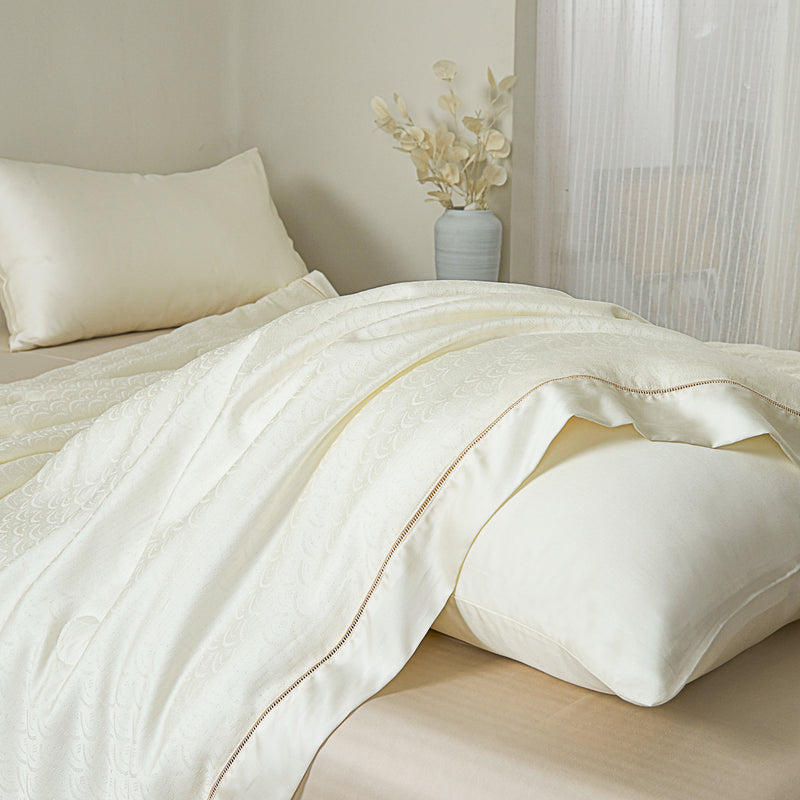 Lily White Tencel™ Jacquard Light Comforter
