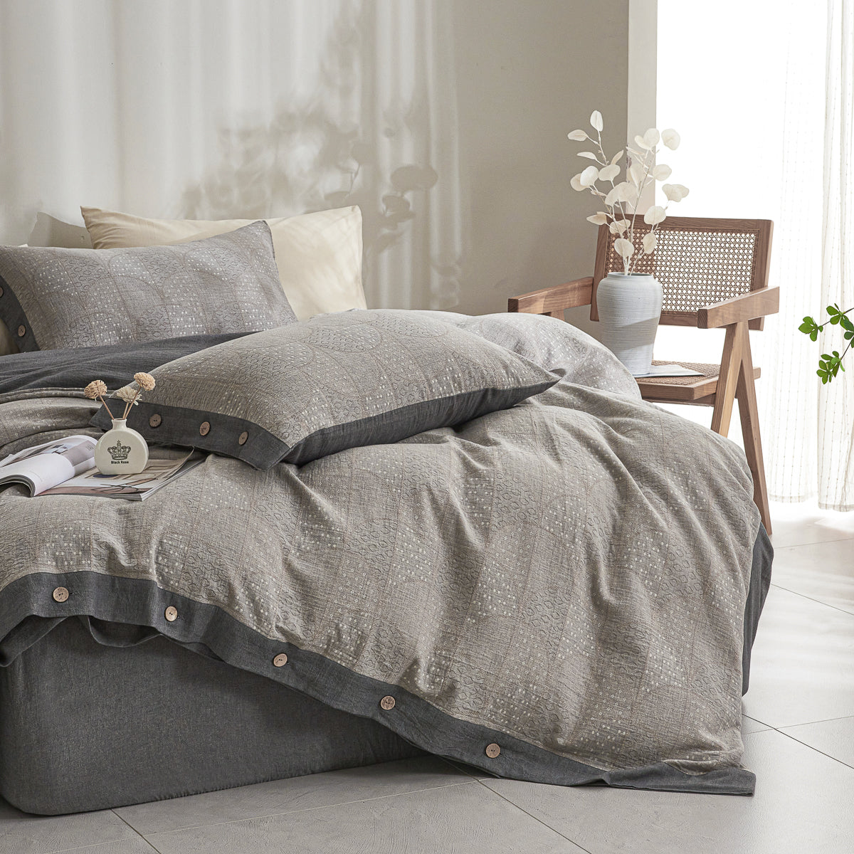 Yanis Classic Cotton Weave Fitted Sheet Set