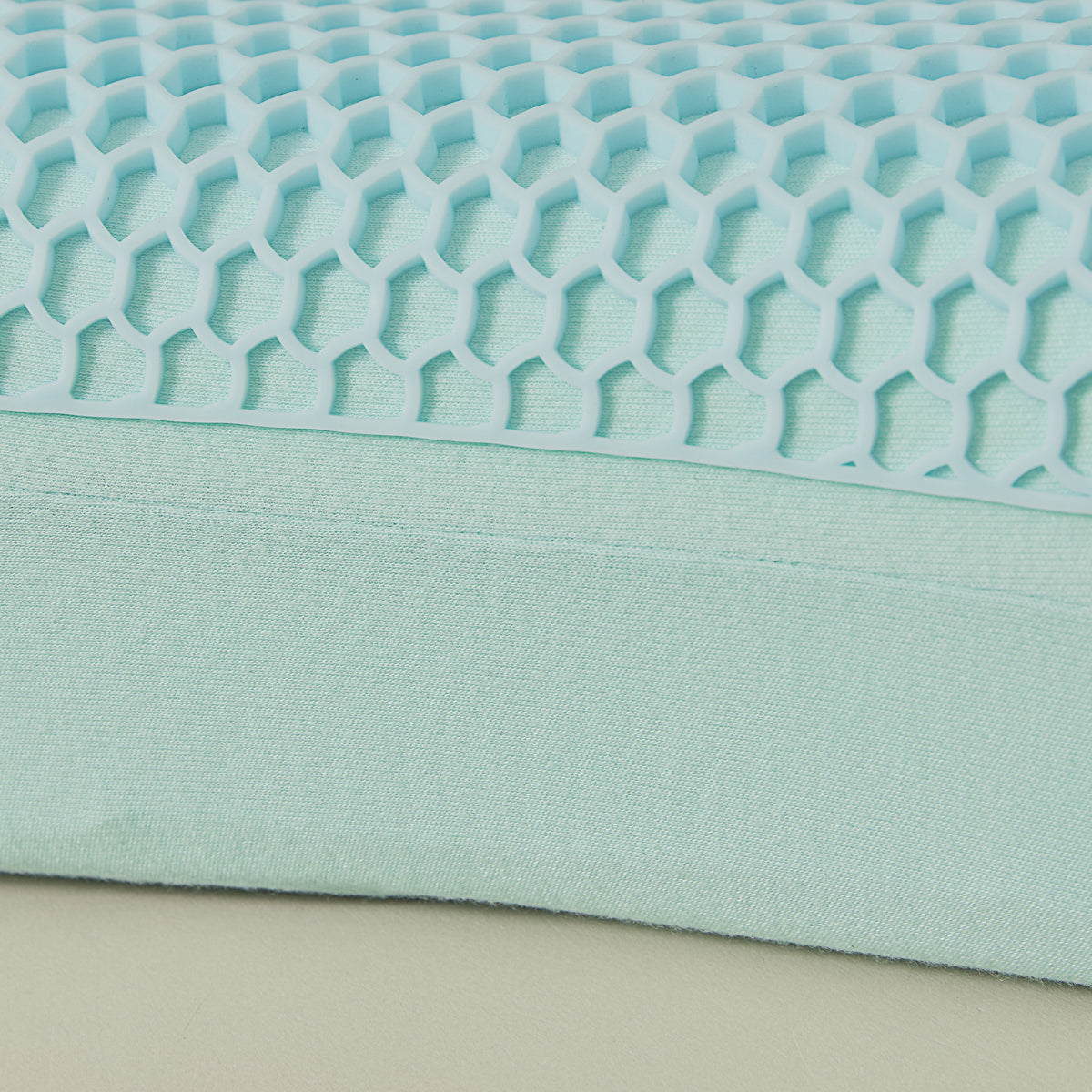 PiloMio® Streamline Pressure Relief Memory Foam Pillow