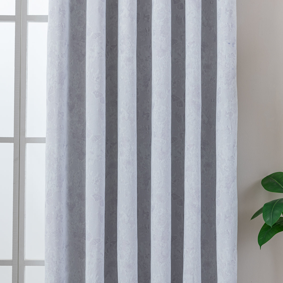 Zewel Curtain