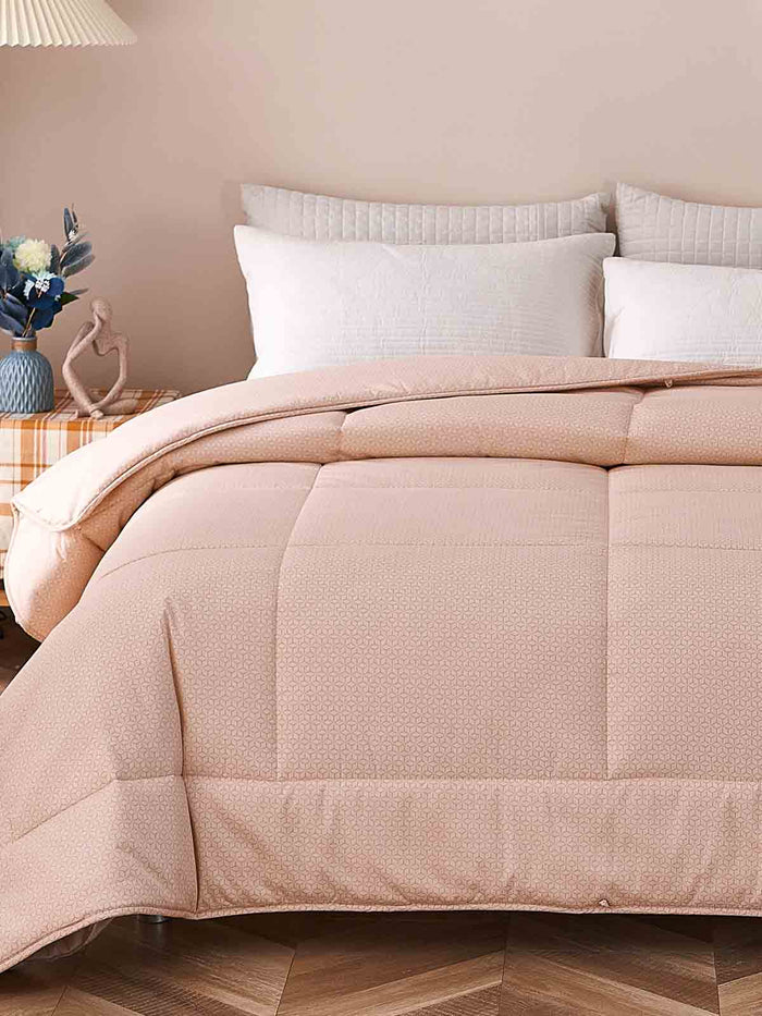 Zeta Cream Pink Cotton All Season Comforter