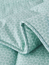 Lambda-Milky Green Pattern Cotton All Season Comforter