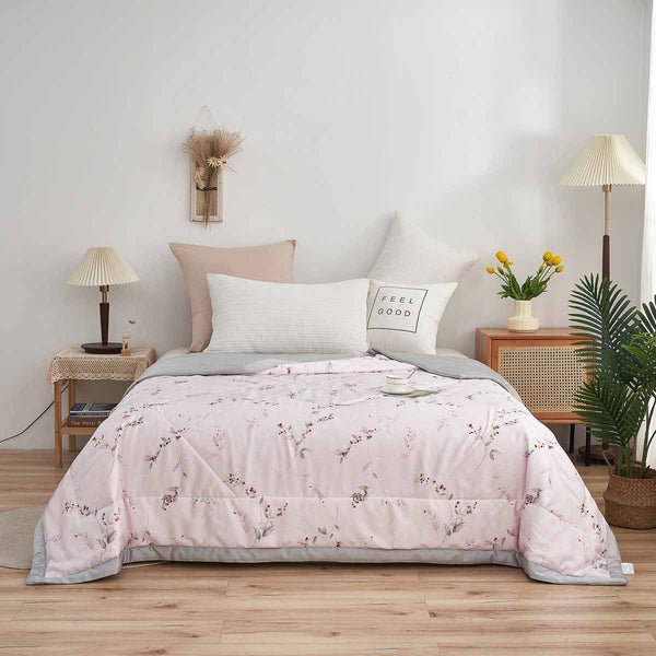 Aisling Floral TENCEL™ Loycell  Light Comforter
