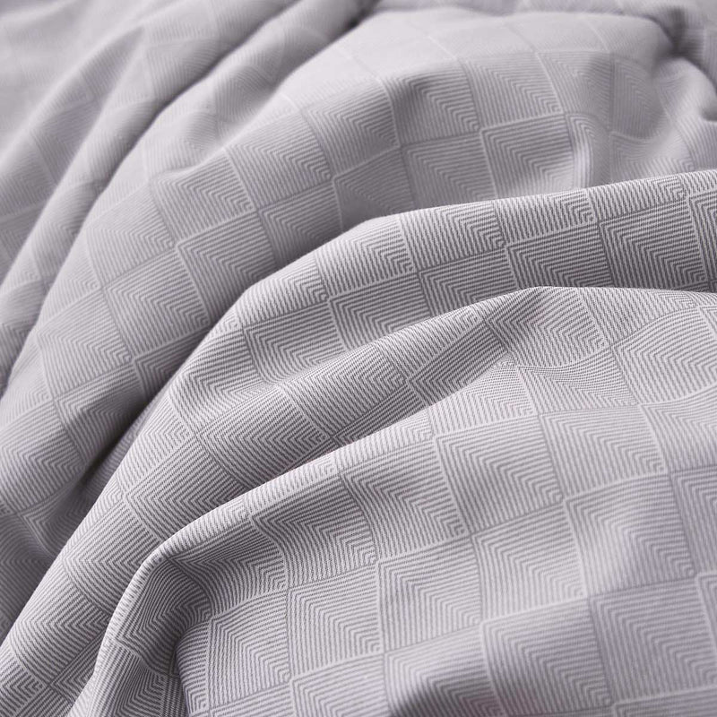 Alpha Glacier Gray Pattern Cotton All Season Comforter