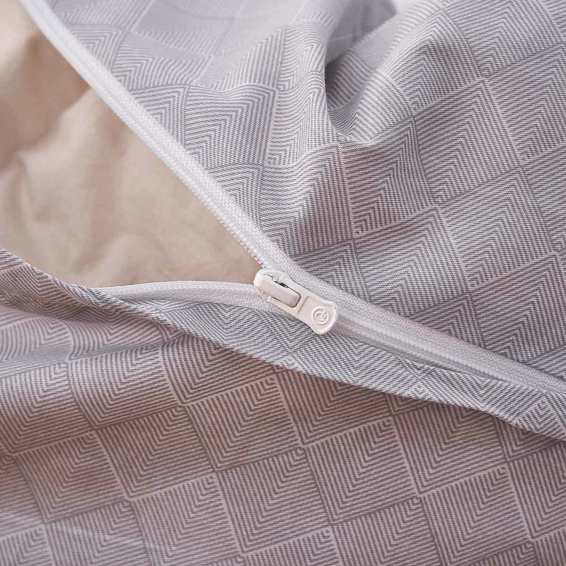 Alpha Glacier Gray Pattern Cotton Duvet Cover