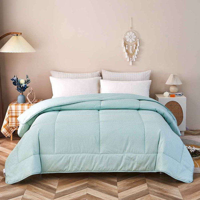 Lambda Milky Green Pattern Cotton All Season Comforter