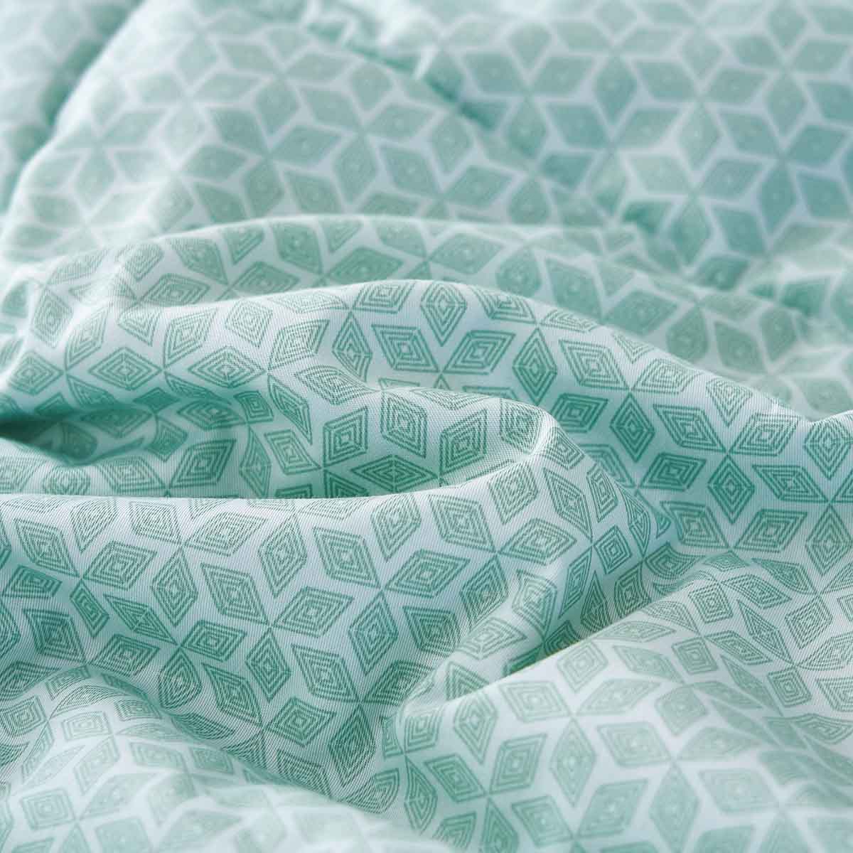 Lambda Milky Green Pattern Cotton All Season Comforter