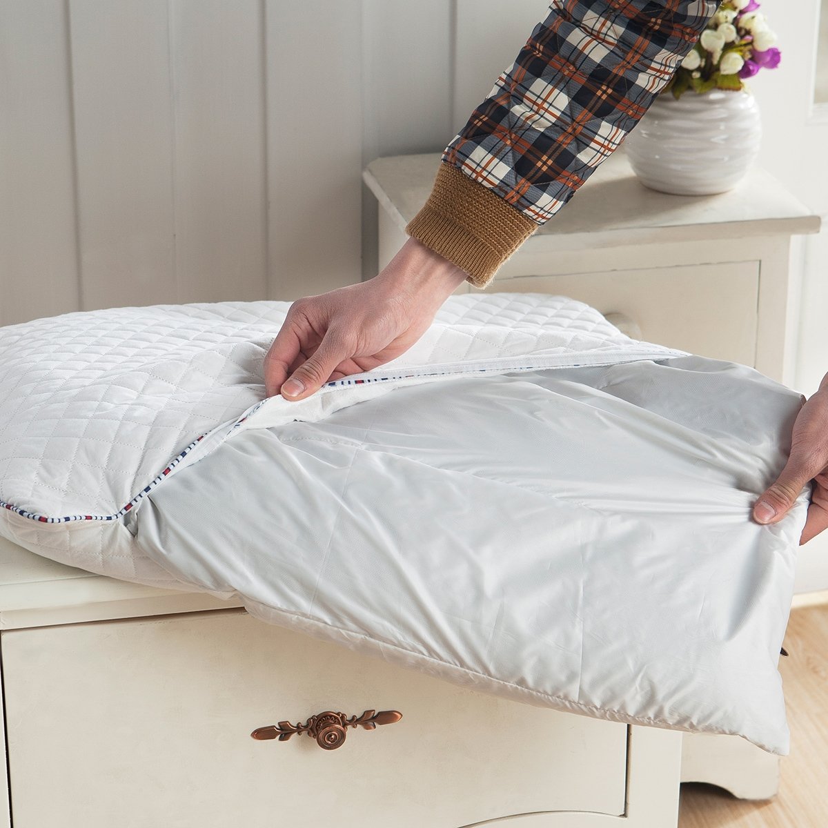 PiloMio® Adjustable Buckwheat Pillow - Medium