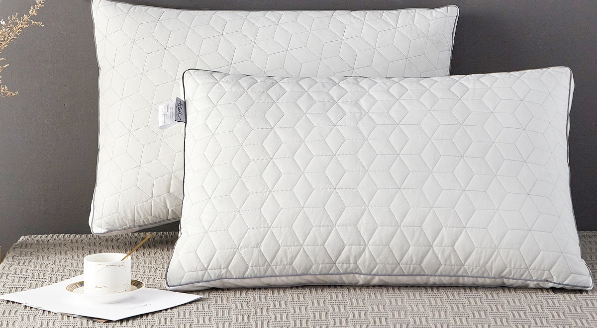 PiloMio Hypoallergenic Down Alternative Pillow