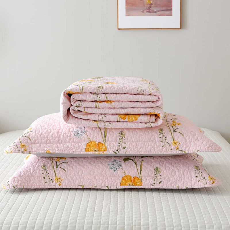 Shana Floral Cotton Quilt Set