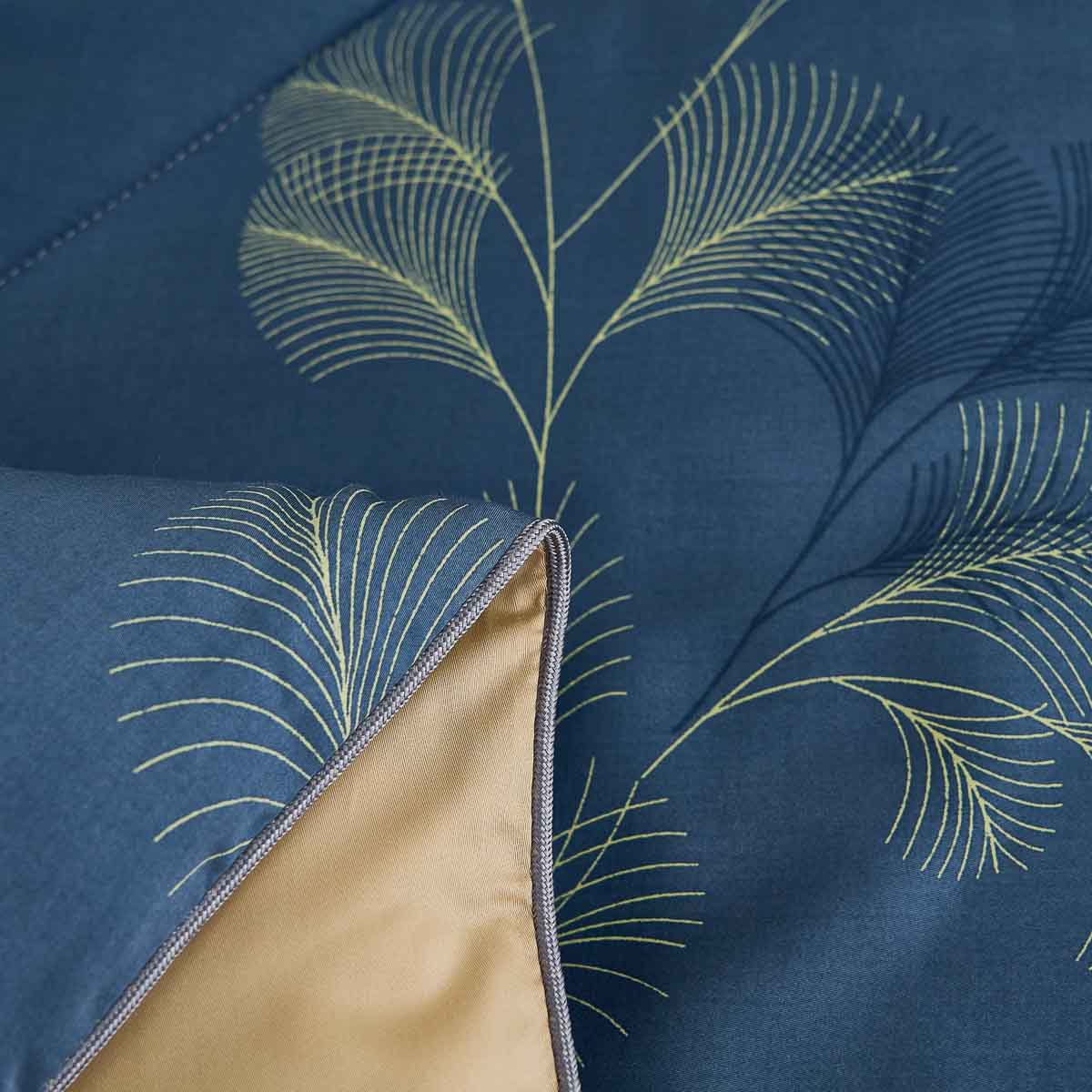Sibyl Floral TENCEL™ Lyocell All Season Comforter
