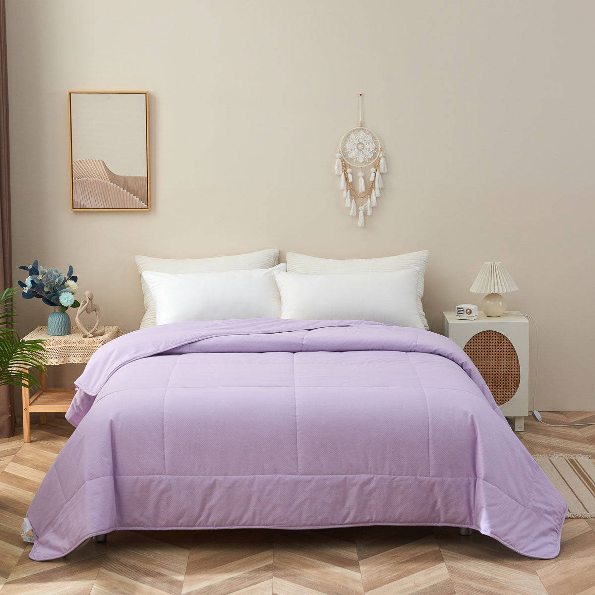 Light deals purple comforter