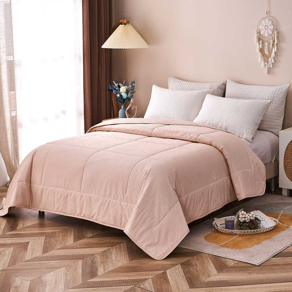 Zeta Cream Pink Pattern Cotton Light Comforter